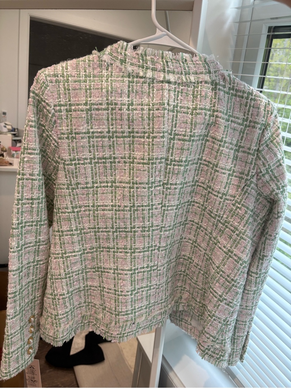 Blazer - Picture 6 of 6
